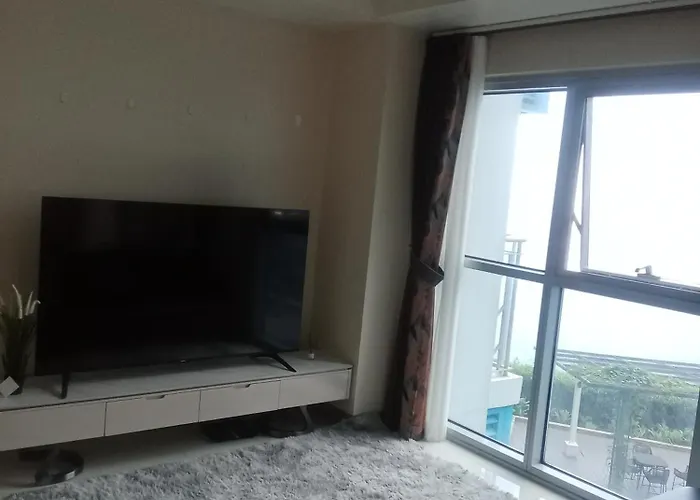 Cozy Retreat 3 Bedroom Unit The Bayshore Apartment Manila